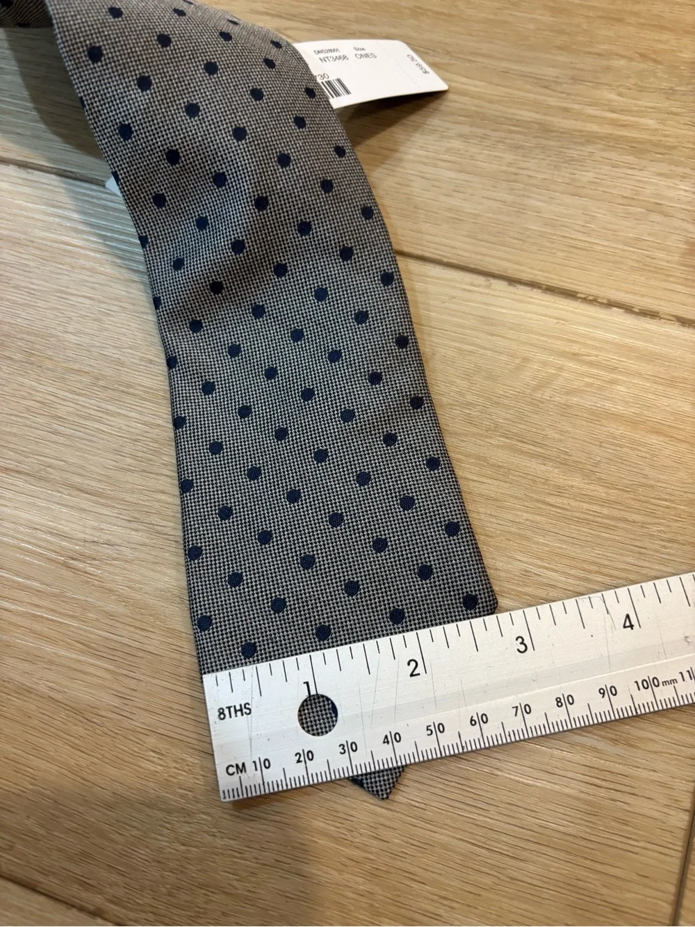J.CREW GRAY Navy Polka Dot Silk MEN'S NECK Tie W: 2.75
